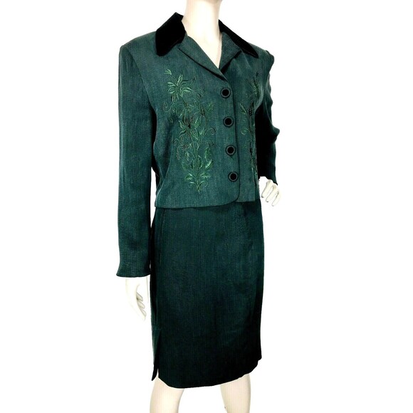 Vintage 80s Does 40s Sue Wong Green Embroidered Corduroy Blazer & Skirt Suit